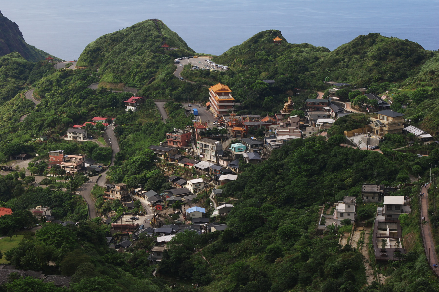 Jiufen on its ridgeline